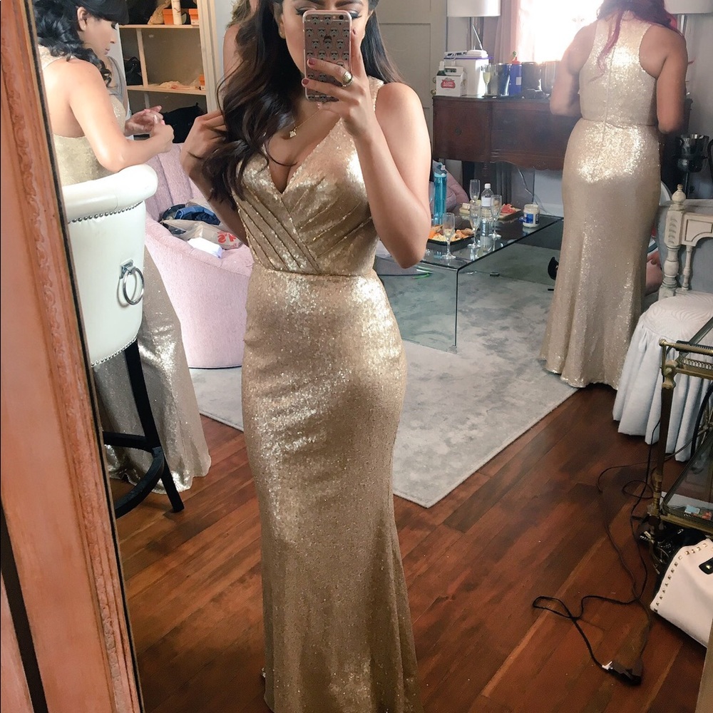 Gold sequined Des’s